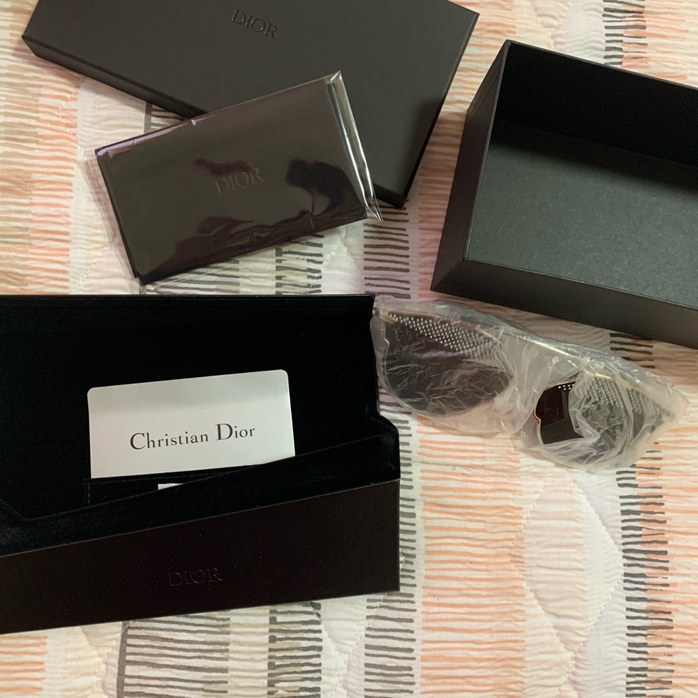 Dior so Real sunglasses